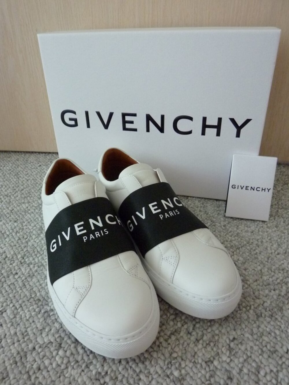 $675 Givenchy Urban Street Knot White Black Logo Low Top Sneakers Shoes 39.5 9.5